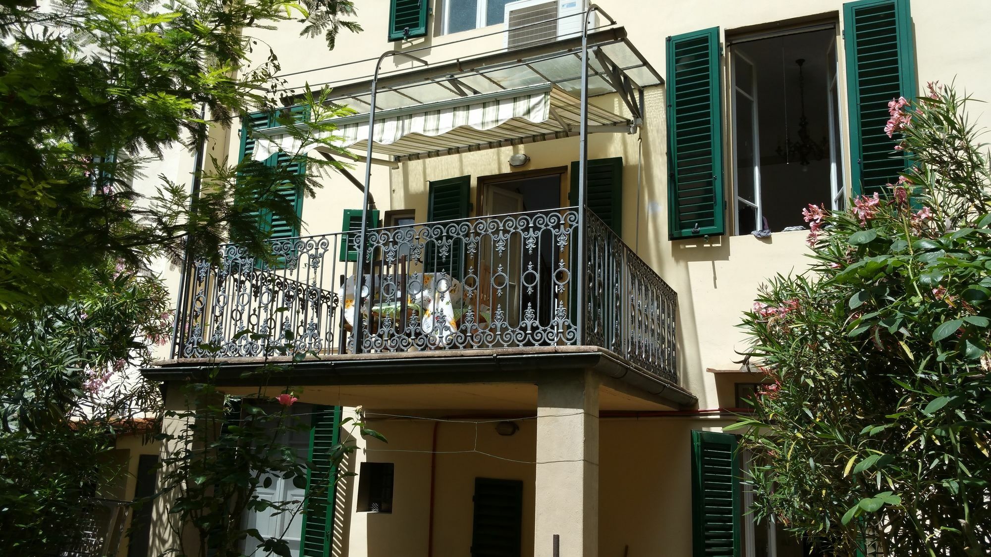 La Villa Nei Fiori Флоренция Экстерьер фото